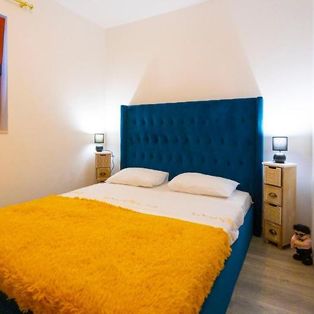 Apartman Angie Макарска Екстериор снимка