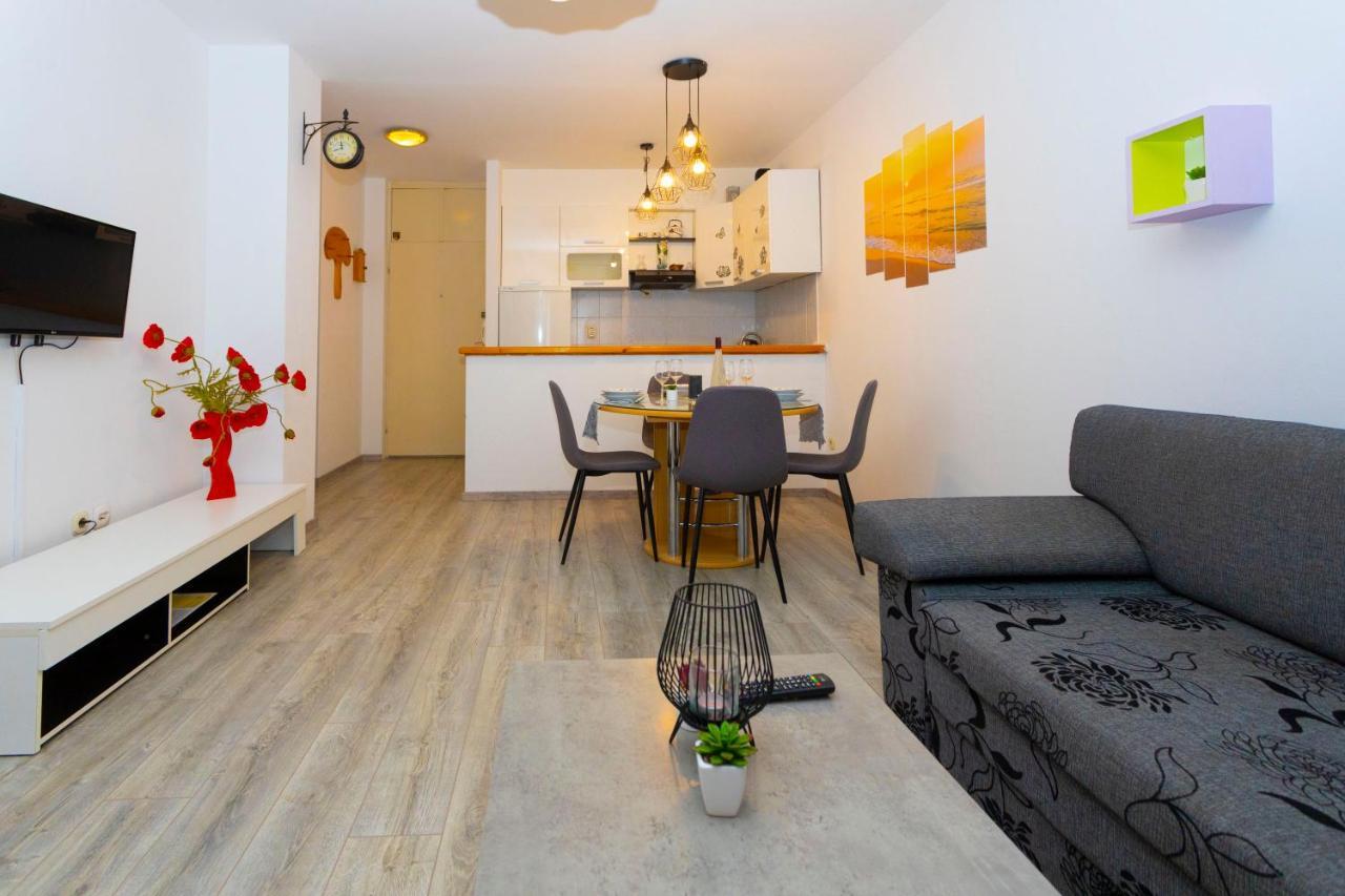 Apartman Angie Макарска Екстериор снимка